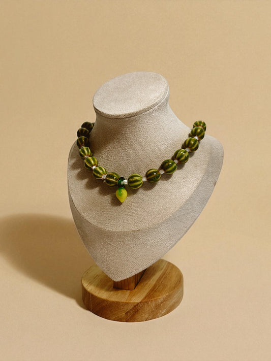 Collar de cuentas de ceramica